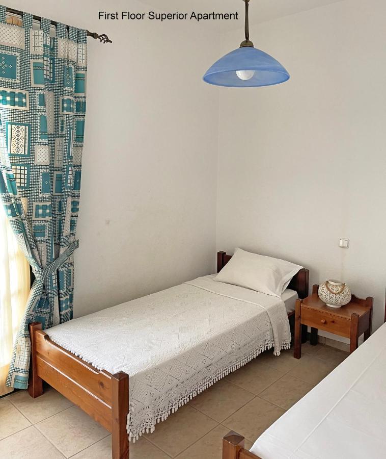 Ocean Village Apartments Agia Pelagia  Exterior photo